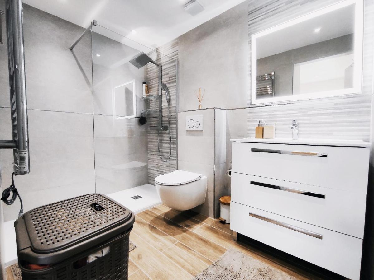 Magnifique Appartement A 5 Min A Pied De La Plage Benalmadena Ngoại thất bức ảnh