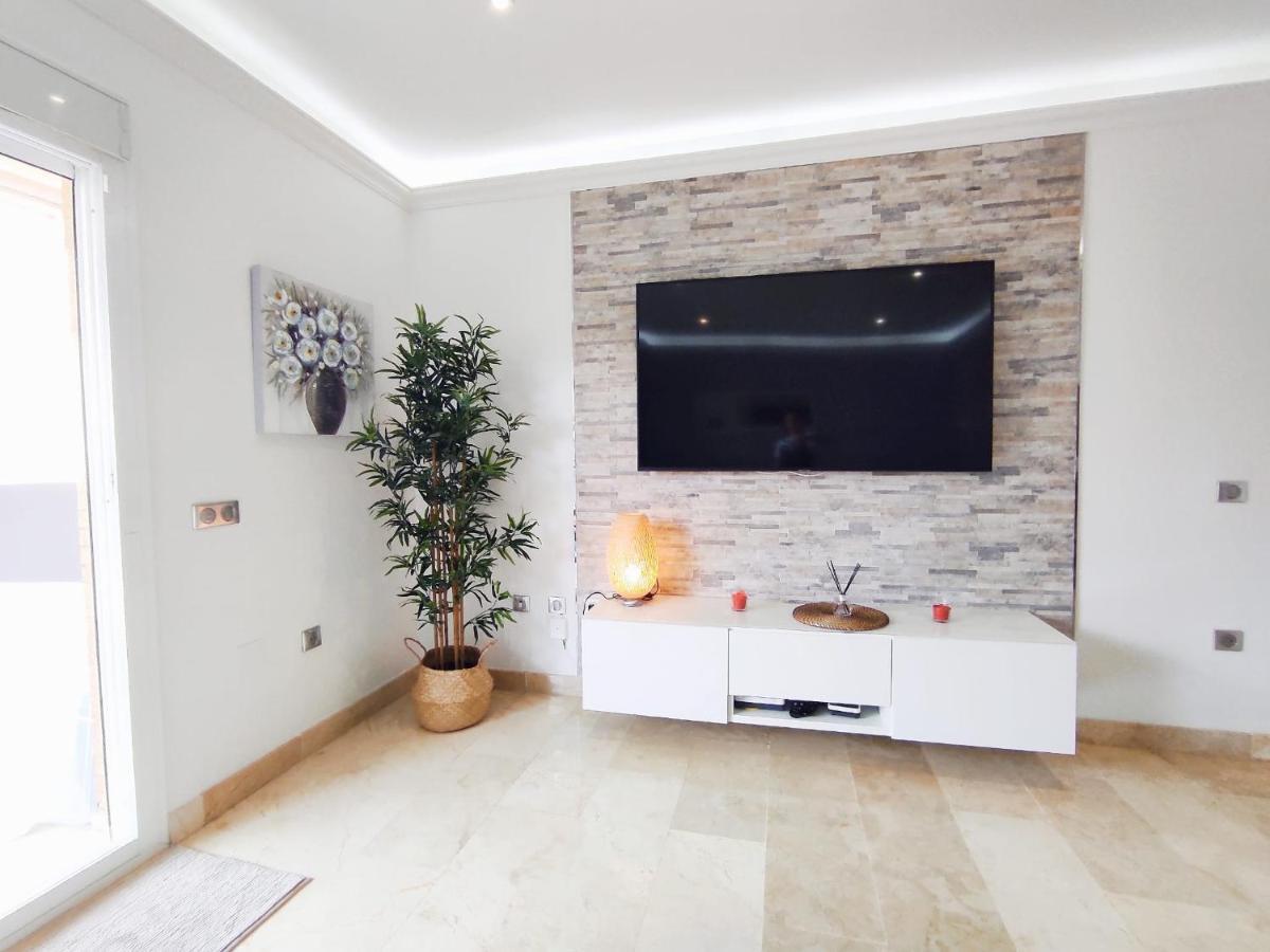 Magnifique Appartement A 5 Min A Pied De La Plage Benalmadena Ngoại thất bức ảnh